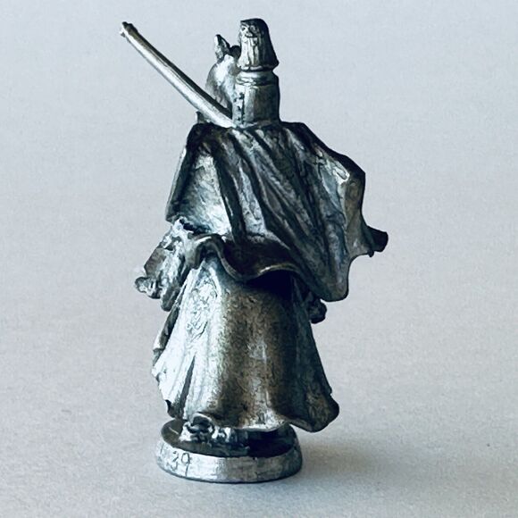 Perth Pewter Knight Mounted w/Lance, Sword #AC39 signed Ray Lamb 1985 Vintage - Picture 8 of 14